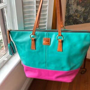 Dooney & Bourke Large Leather Tobi Tote Handbag